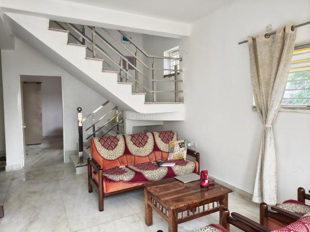 Duplex for rent in Madya