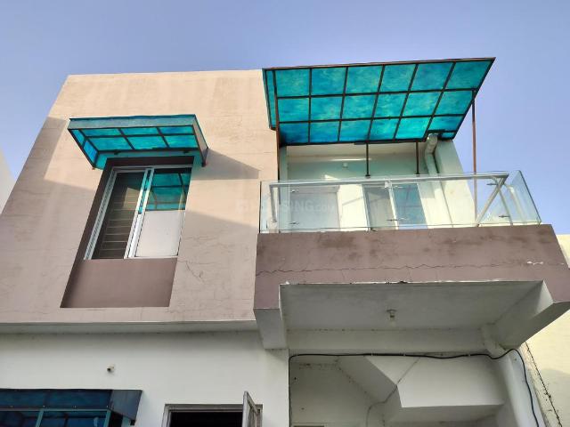 Duplex for rent in Madya