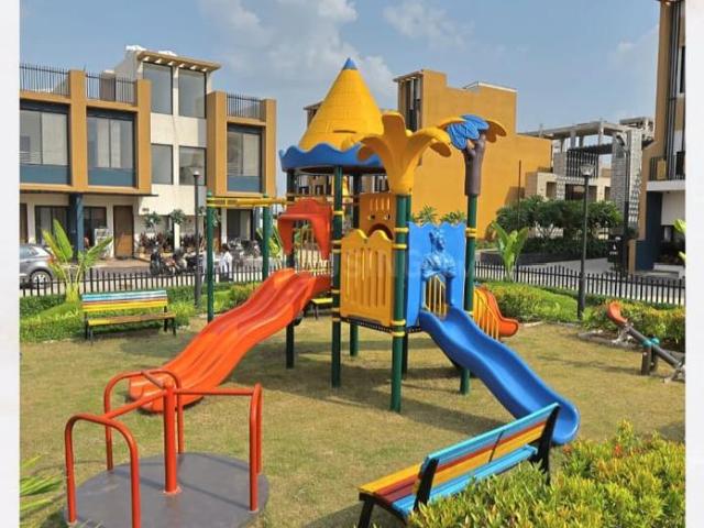 Duplex for sale in Madya
