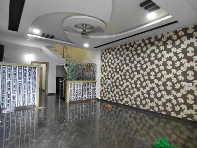Duplex for rent in Madya