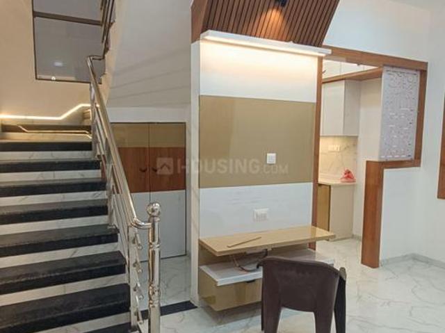 Duplex for sale in Madya