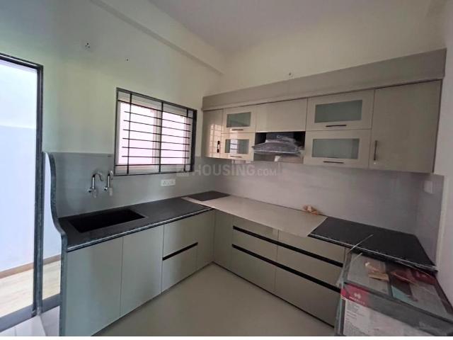 Duplex for rent in Madya