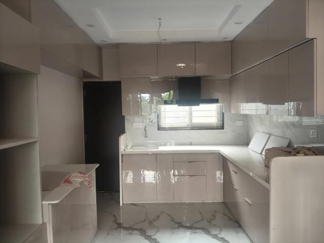 Duplex for sale in Madya