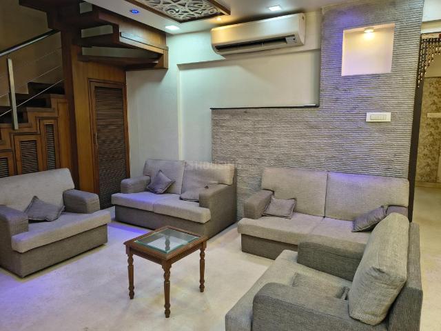 Duplex for rent in High Grounds, Bengaluru