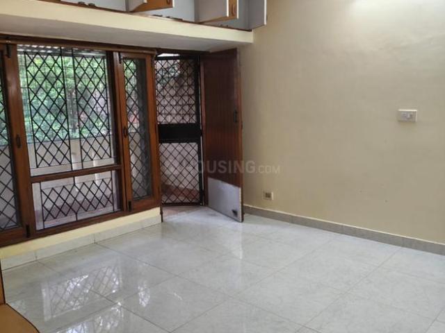 Duplex for rent in Deri