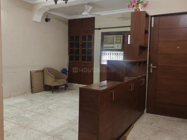 Duplex for rent in Deri