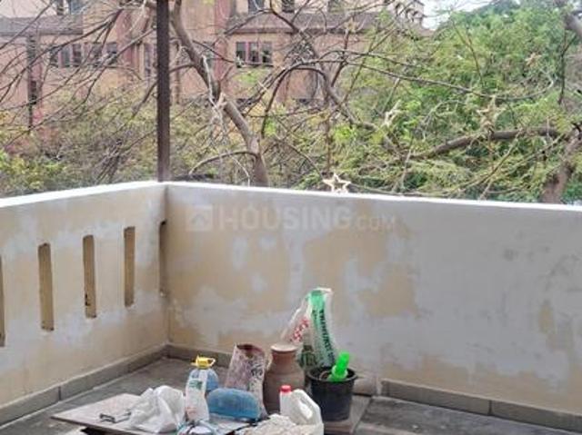 Duplex for rent in Deri