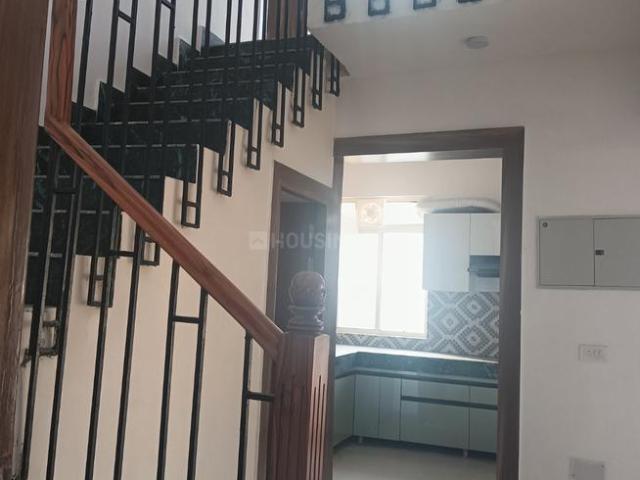 Duplex for rent in Greater Noida - Delhi, Arunachal Pradesh