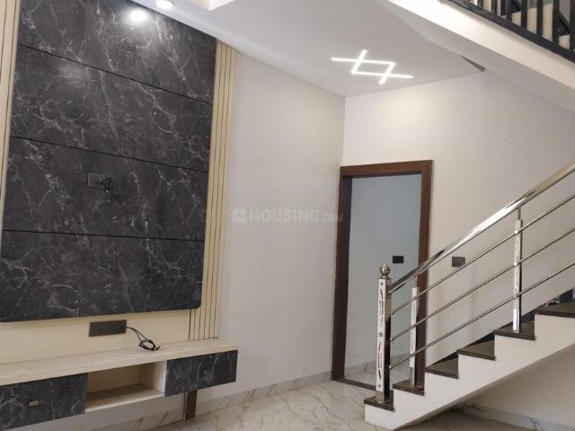 Duplex for sale in Madya
