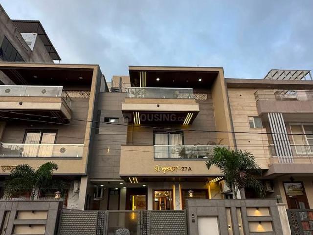 Duplex for sale in Mohanlalganj, Arunachal Pradesh