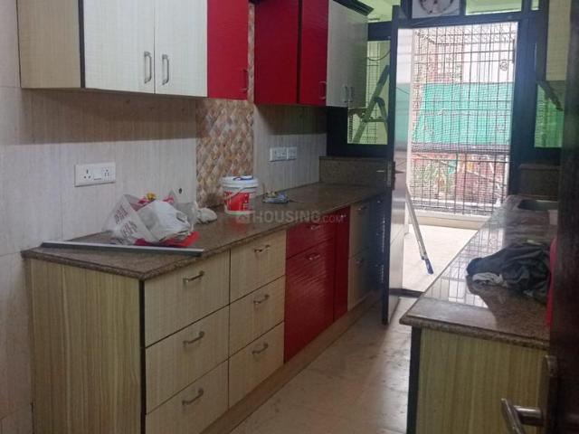Duplex for rent in Deri