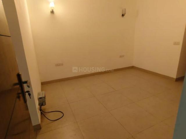 Duplex for rent in Deri