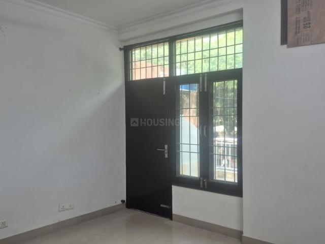 Duplex for rent in Deri