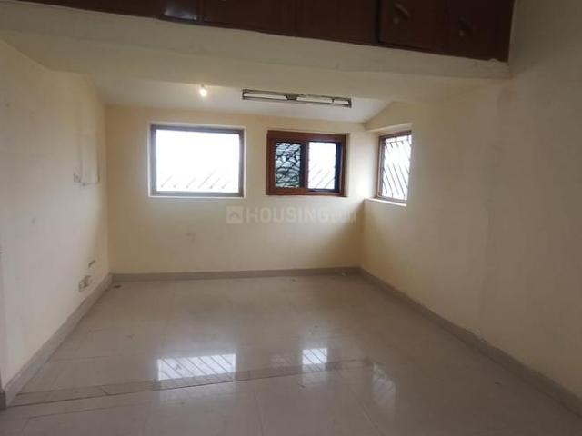 Duplex for rent in Deri