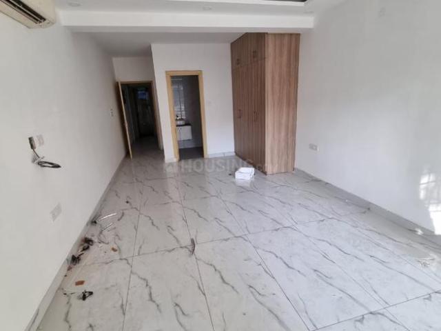 Duplex for rent in Deri