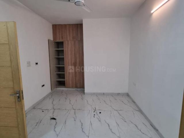 Duplex for rent in Deri