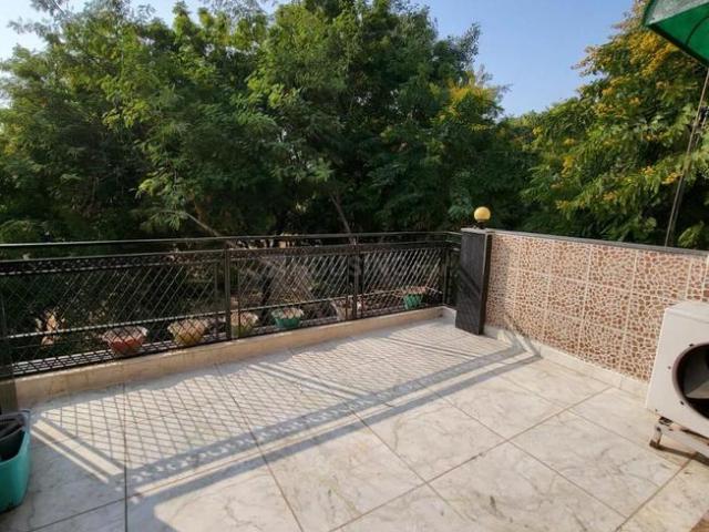 Duplex for rent in Vasant Kunj, Delhi