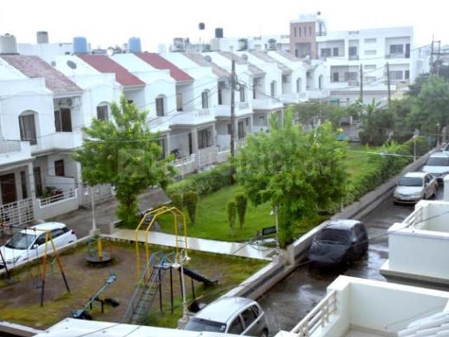 Duplex for rent in Madya