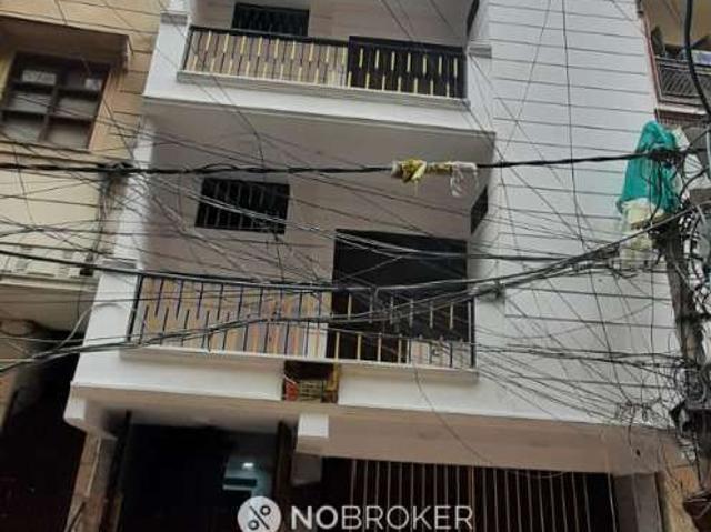 Flat for rent in North Delhi, Deri