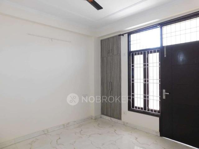 Flat for rent in South Delhi, Deri