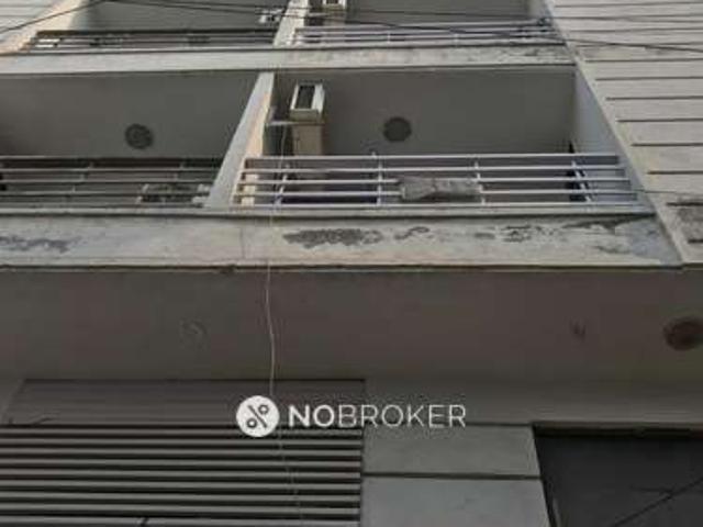 Flat for rent in South Delhi, Deri
