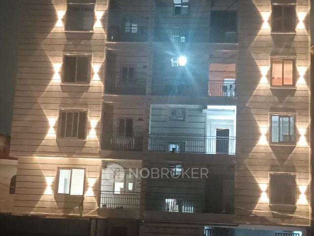 Flat for rent in South Delhi, Deri