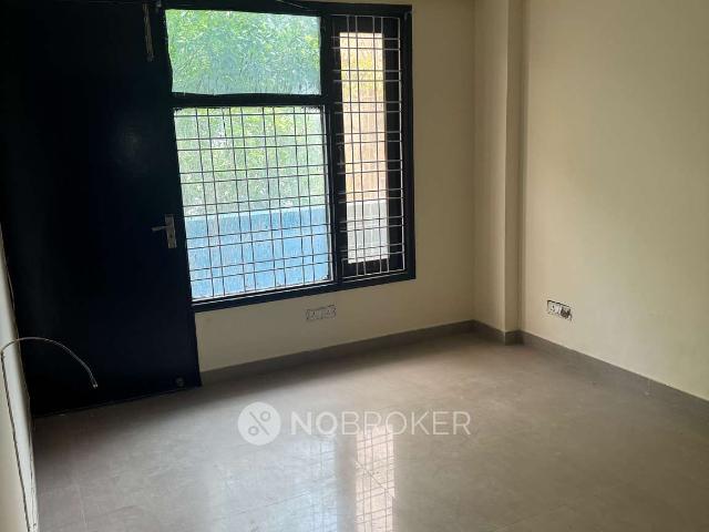 Flat for rent in South Delhi, Deri