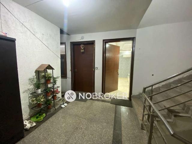 Flat for rent in South Delhi, Deri
