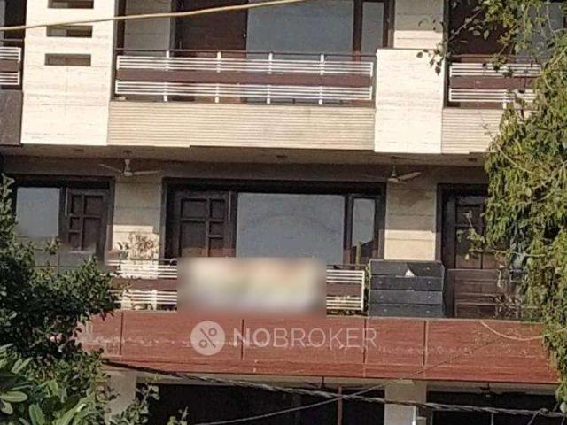 Flat for rent in West Delhi, Deri