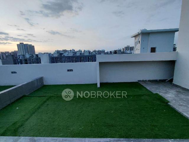 Flat for rent in Hariana