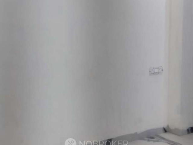 Flat for rent in South Delhi, Deri