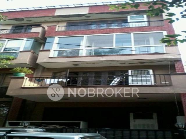 Flat for rent in South Delhi, Deri