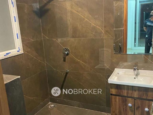 Flat for rent in South Delhi, Deri