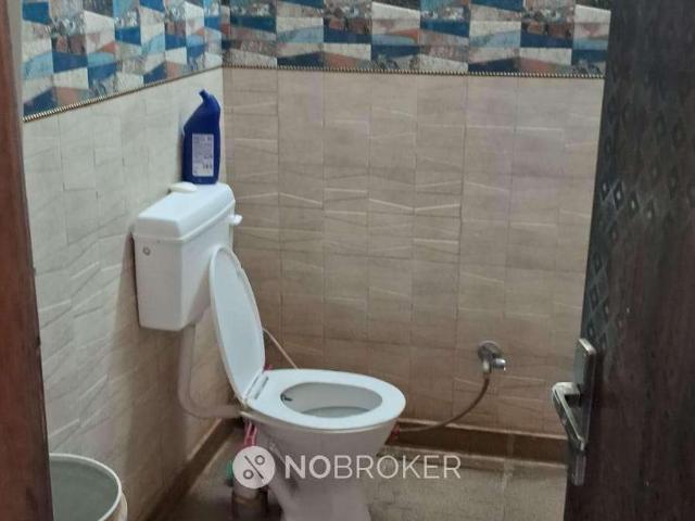 Flat for rent in Deri