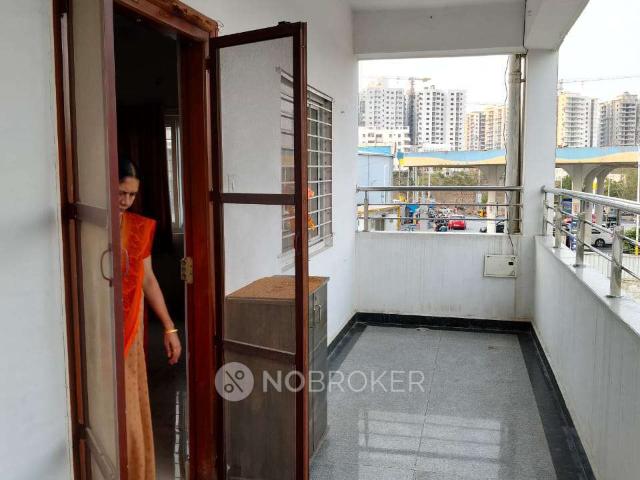 Flat for rent in Ranga Reddy, Narsingi