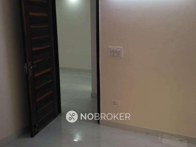 Flat for rent in South Delhi, Deri