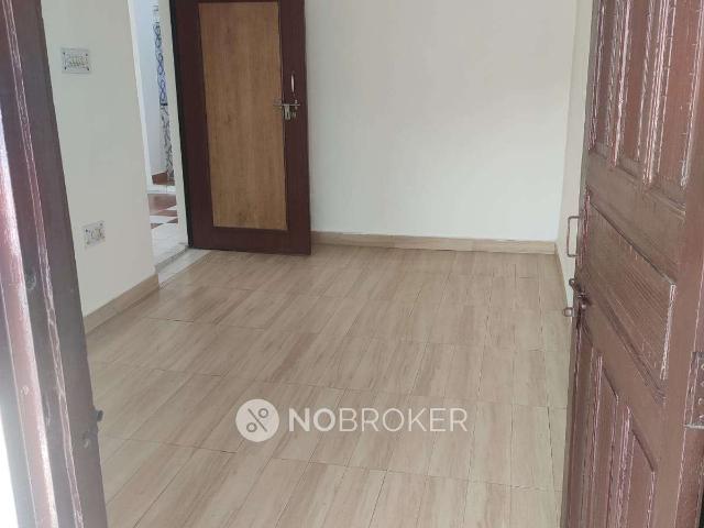 Flat for rent in South Delhi, Deri