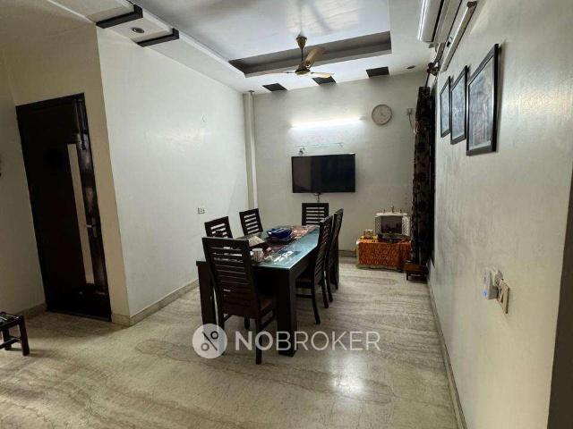 Flat for rent in West Delhi, Deri