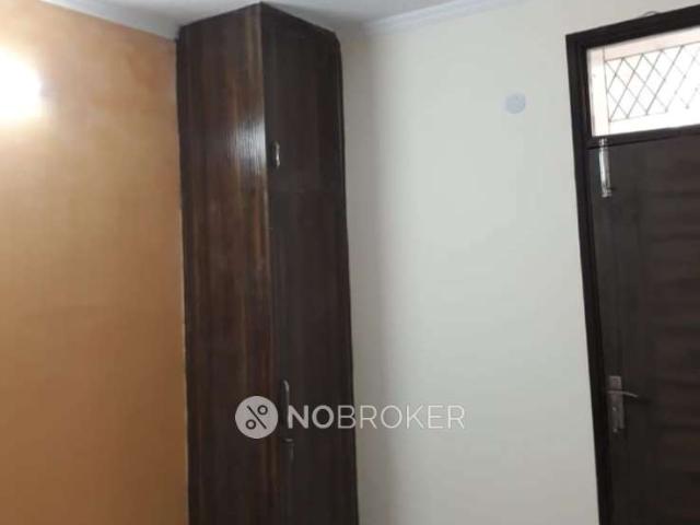 Flat for rent in West Delhi, Deri