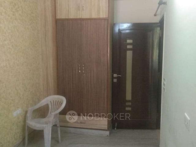 Flat for rent in North West Delhi, Deri