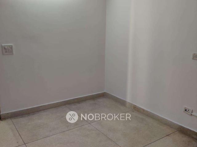 Flat for rent in Deri