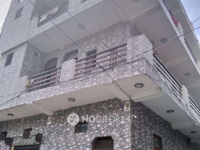 Flat for rent in Sector 37, Faridabad