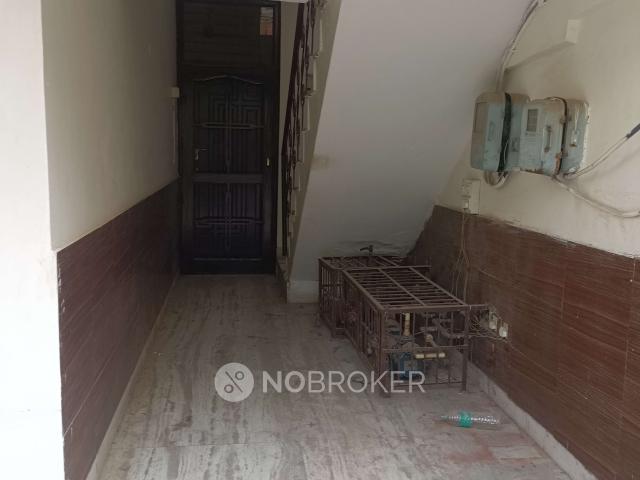 Flat for rent in Greenfields Colony, Faridabad