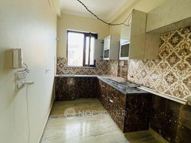 Flat for rent in Hariana