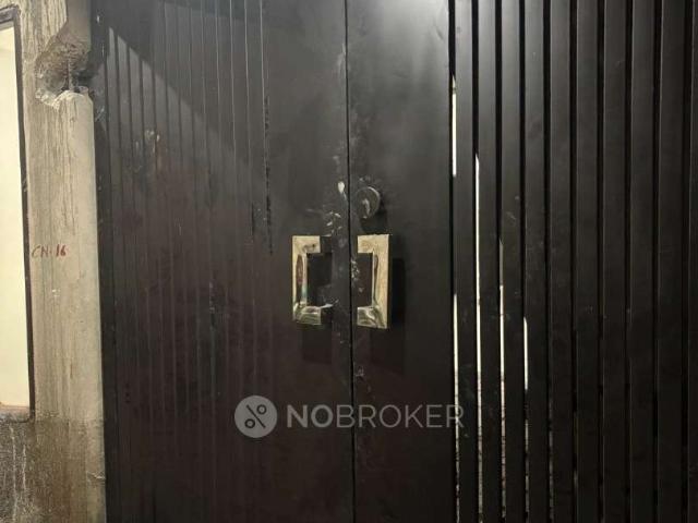 Flat for rent in Deri