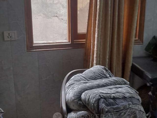 Property for sale in Central Delhi, Deri