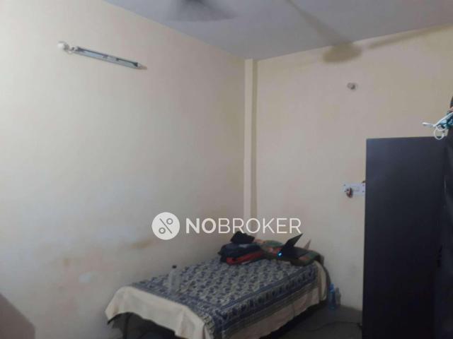 Flat for sale in South West Delhi, Deri