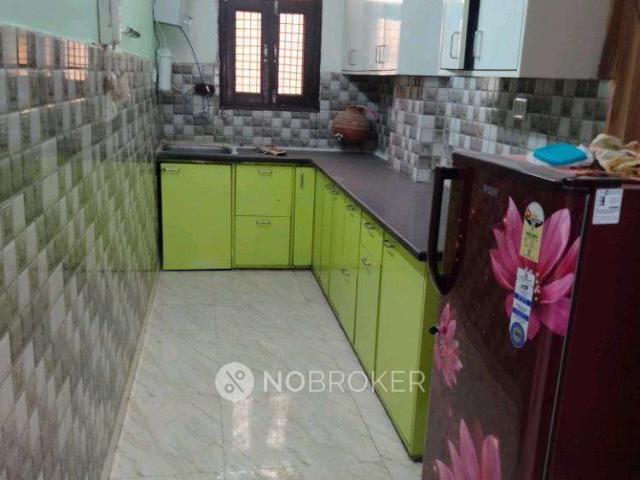 Flat for sale in South West Delhi, Deri