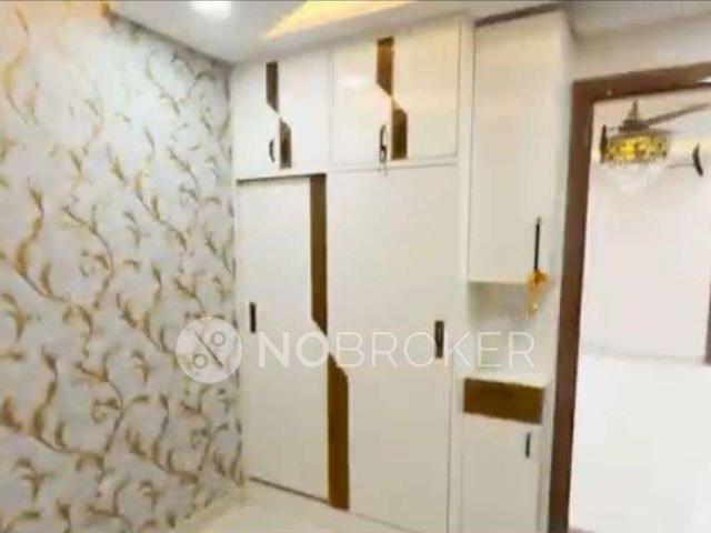 Flat for sale in West Delhi, Deri