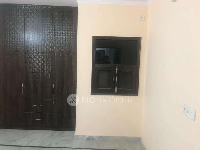 Flat for sale in Central Delhi, Deri